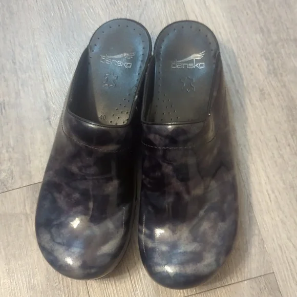 Dansko Clogs - Picture 2 of 8